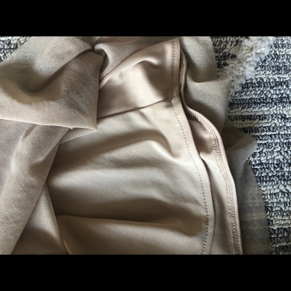 ASOS Chiffon and lace dress size US 4 - Picture 6 of 7